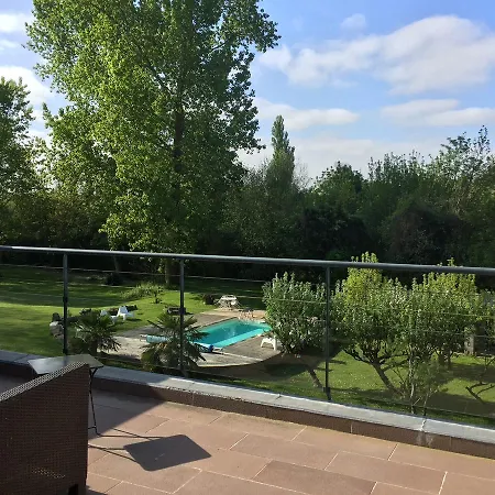 La Laiterie De Fontpatour Nocleg ze śniadaniem Vérines