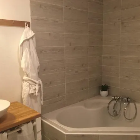 La Laiterie De Fontpatour Bed & Breakfast