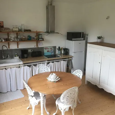 La Laiterie De Fontpatour Bed & Breakfast Verines (Charente-Maritime)